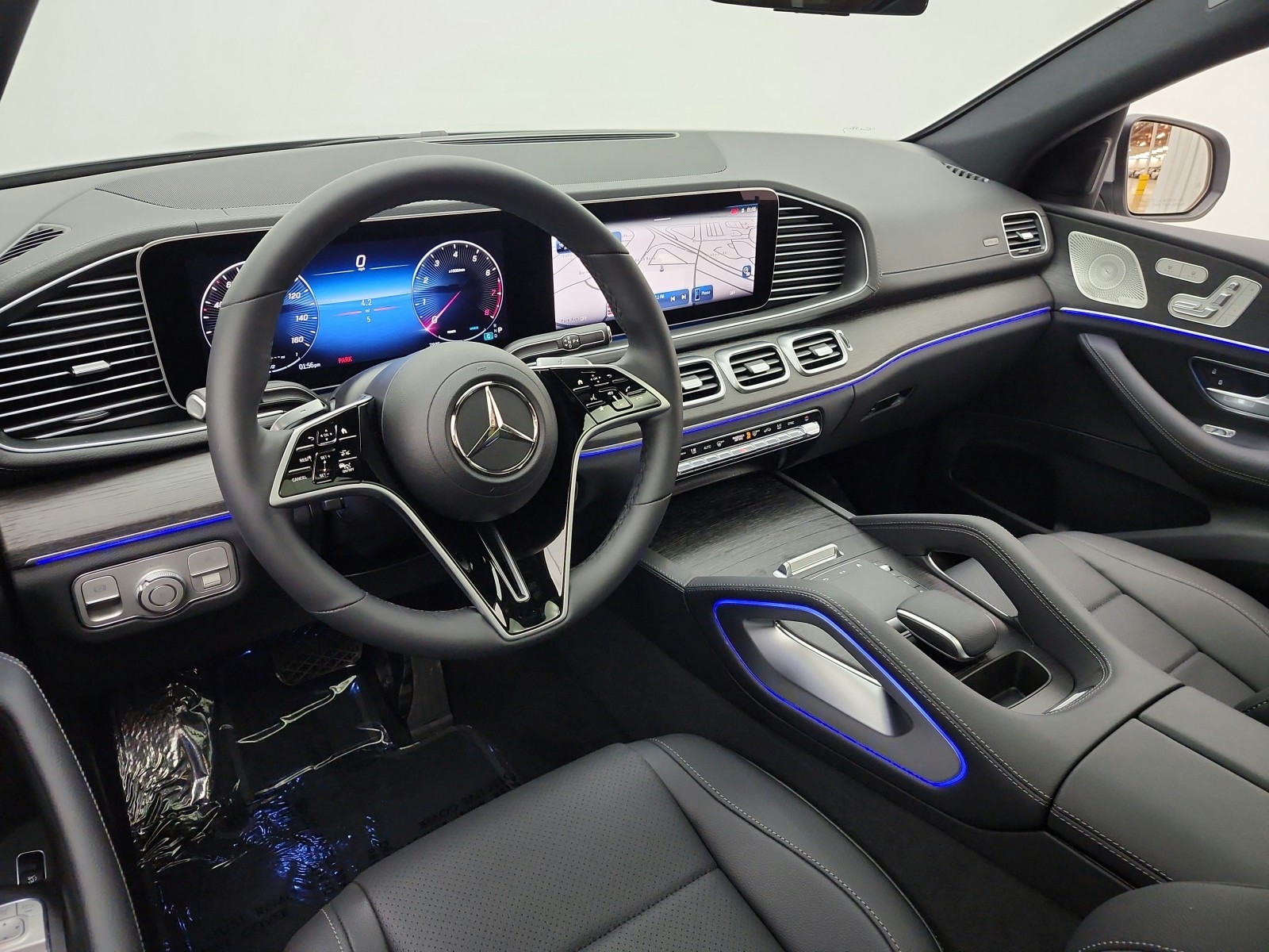 New 2026 MANUFAKTUR Alpine Grey Mercedes-Benz GLE 450 image 9