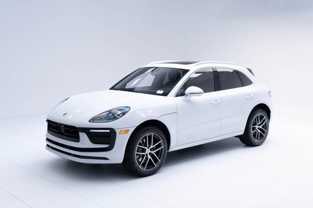 2025  Macan  in , 