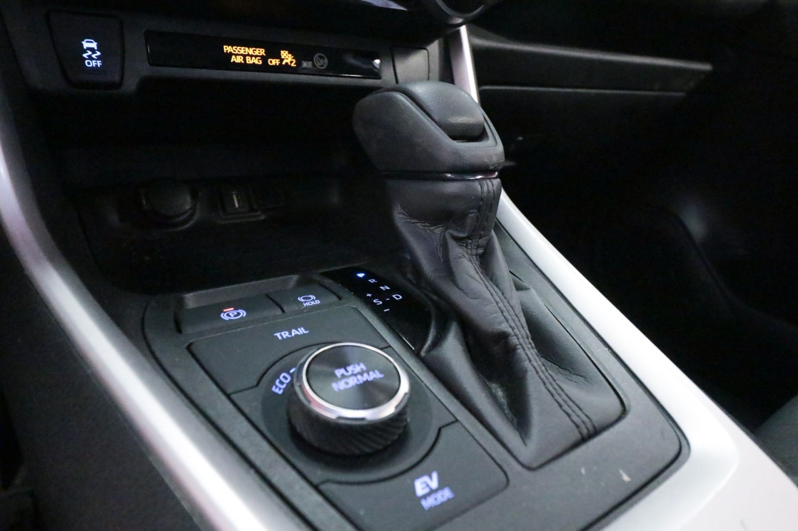 Used Car 2022 Toyota Rav4  Hybrid Xle For Sale Under $30,000 In Austin, Texas