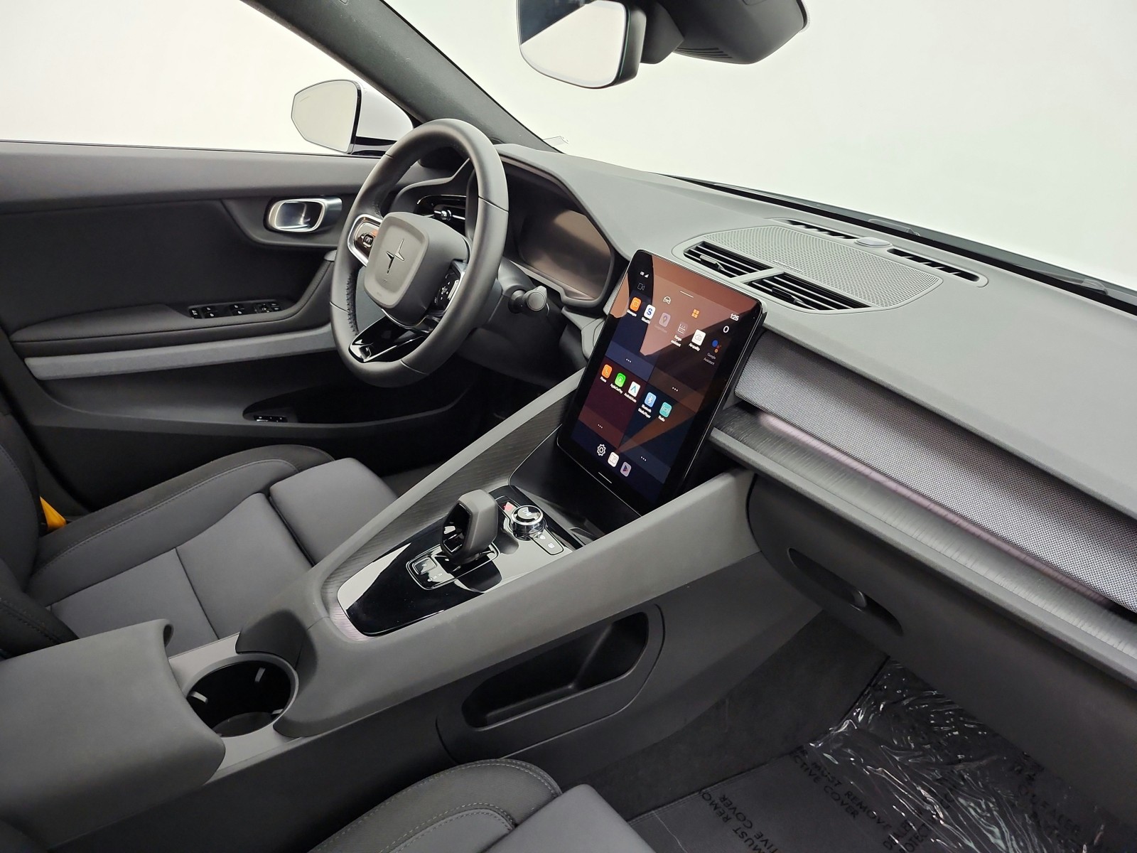 Used 2023 Snow Metallic Polestar Performance Plus image 18