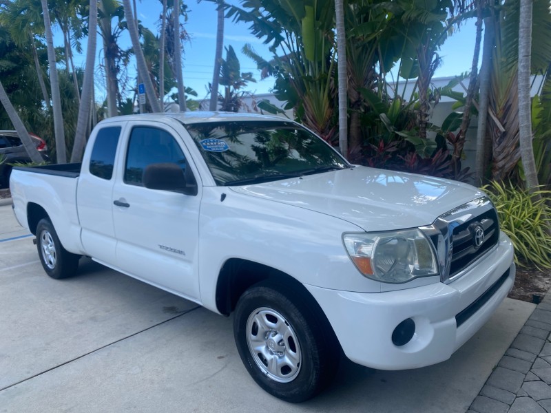 2005 Toyota Tacoma LOW MILES 58,735 X CAB in , 