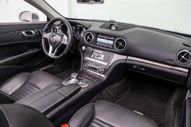 2015 Mercedes-Benz SL-Class SL 400 25