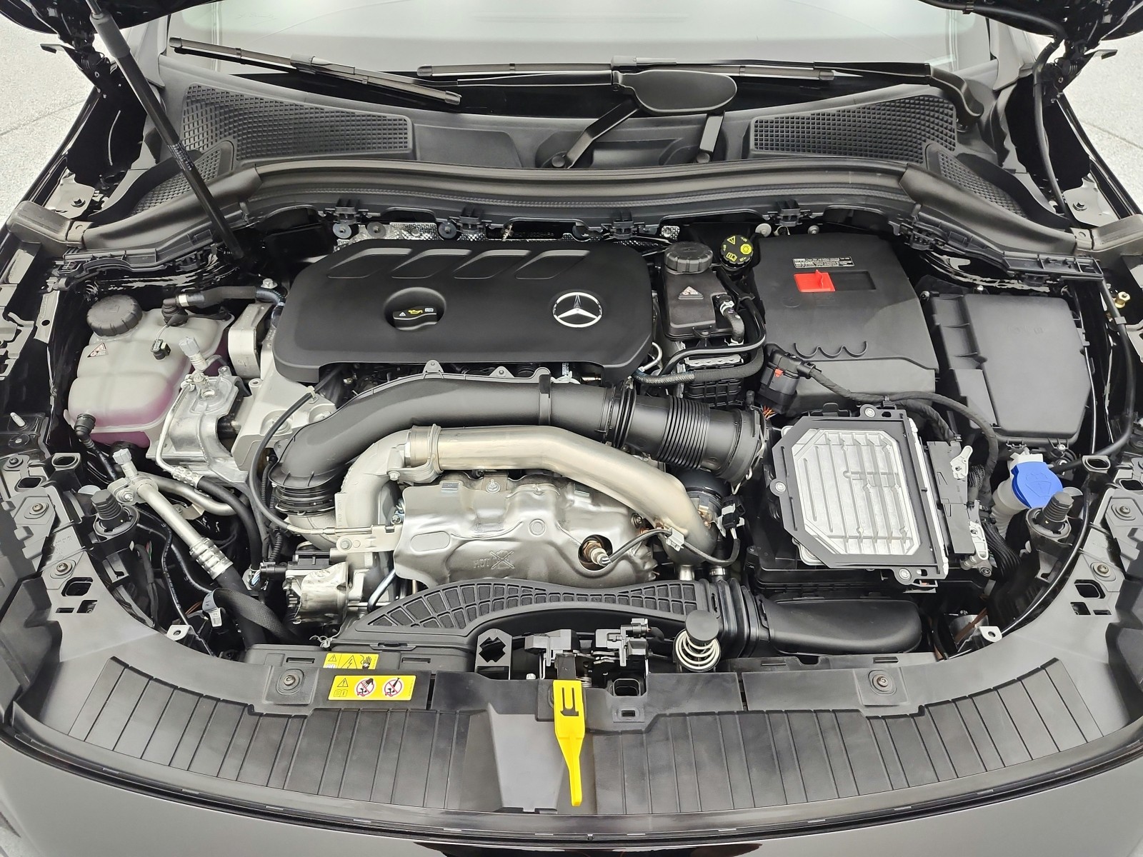 New 2026 Night Black Mercedes-Benz GLA 250 SUV image 12