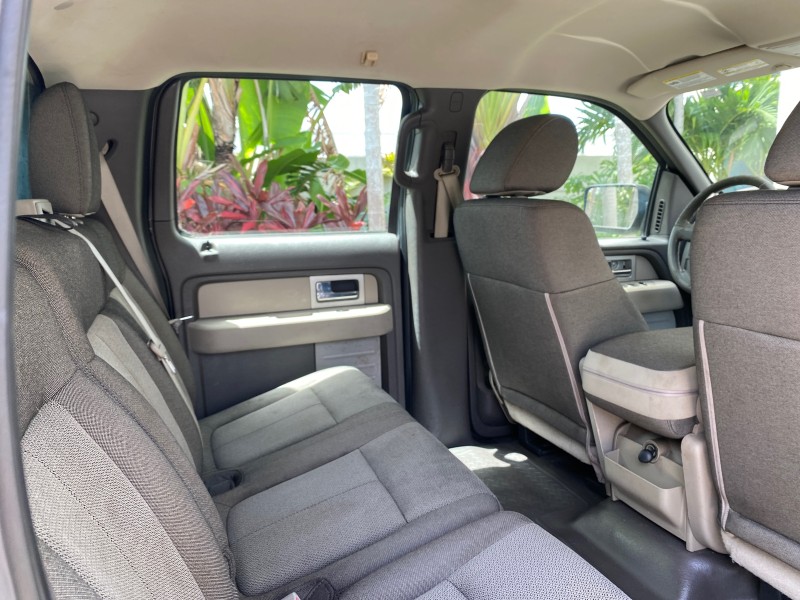2010 Ford F-150 4 DR CREW XL LOW MILES 34,625 in , 