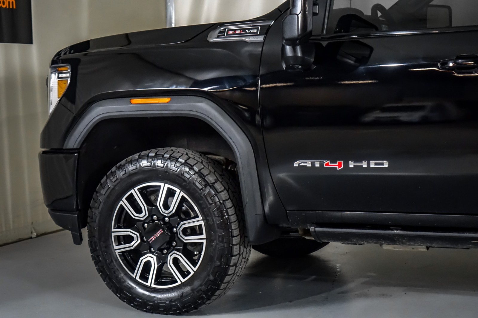 2021 GMC Sierra 2500HD AT4 12