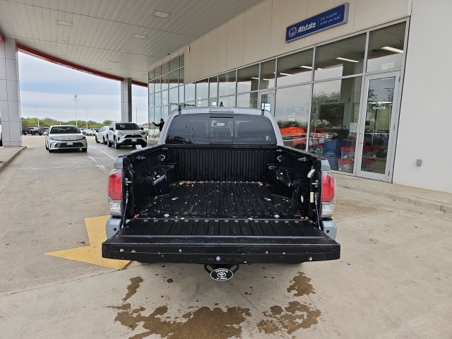 2020 Toyota Tacoma 2WD TRD Sport 14