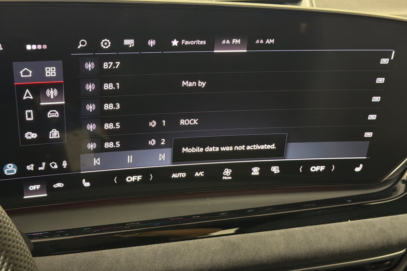 New 2025 Mythos Black Metallic Audi Premium Plus 3.0 TFSI quattro image 16