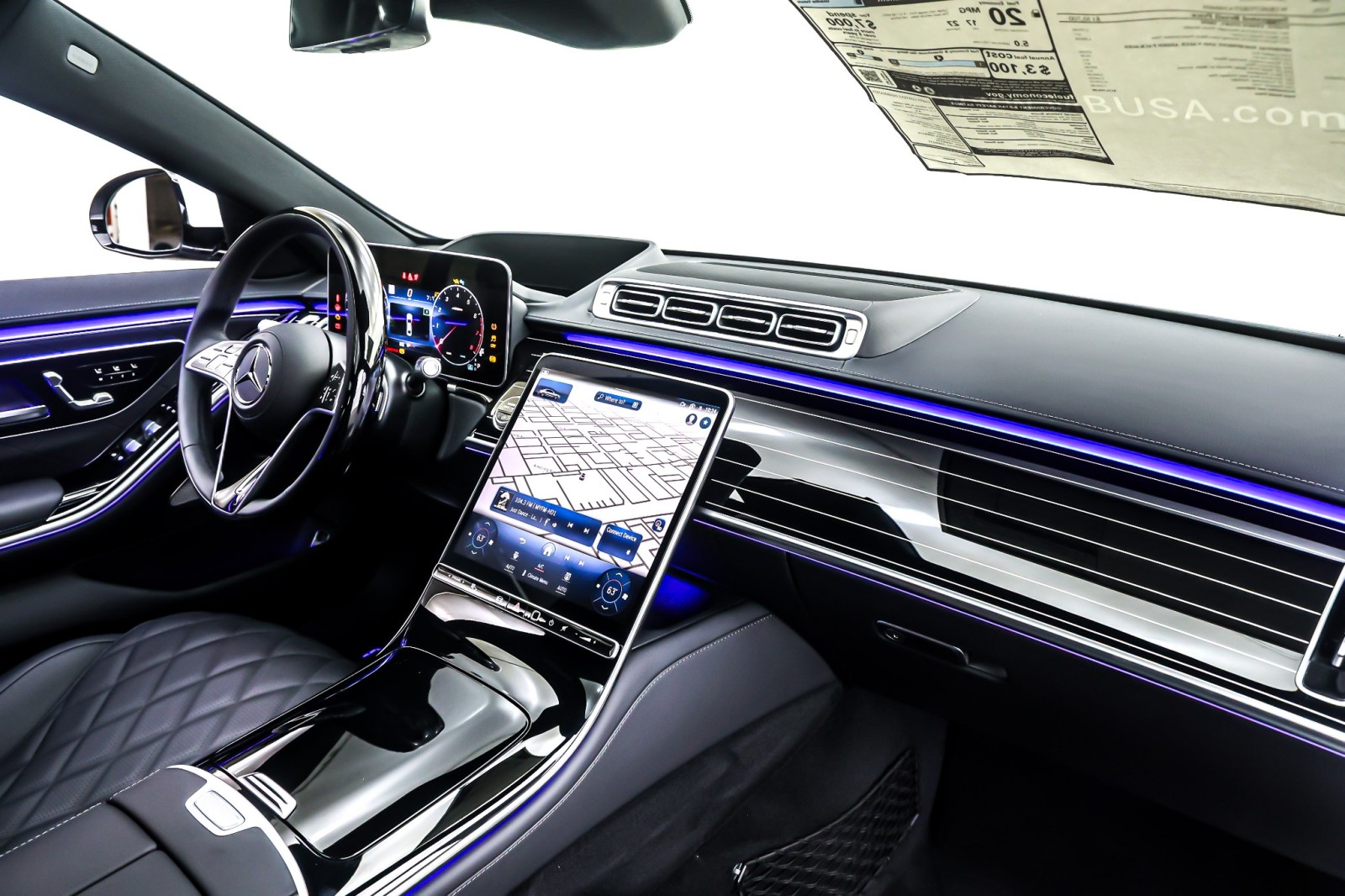 New 2026 MANUFAKTUR Moonlight White Metallic Mercedes-Benz S 580 4MATIC® Sedan image 5