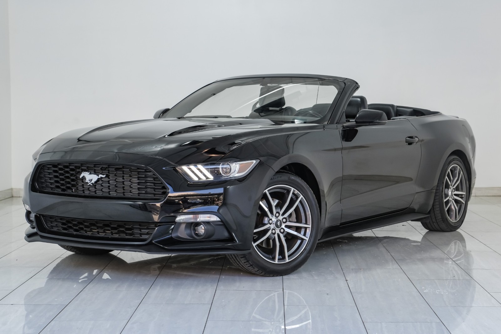 2016 Ford Mustang ECOBOOST PREMIUM AUTOMATIC LEATHER SEATS REAR CAME 4