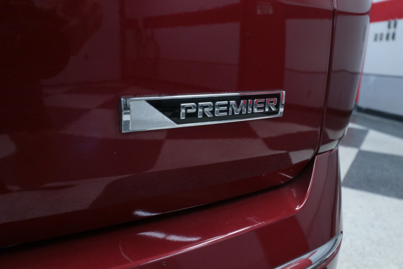 Used Car 2018 Chevrolet Traverse  Premier For Sale Under $20,000 In Austin, Texas