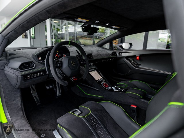 2023 Lamborghini Huracan Sterrato  in , 