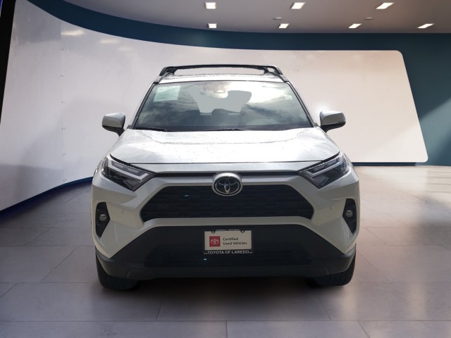 2024 Toyota RAV4 XLE Premium 8