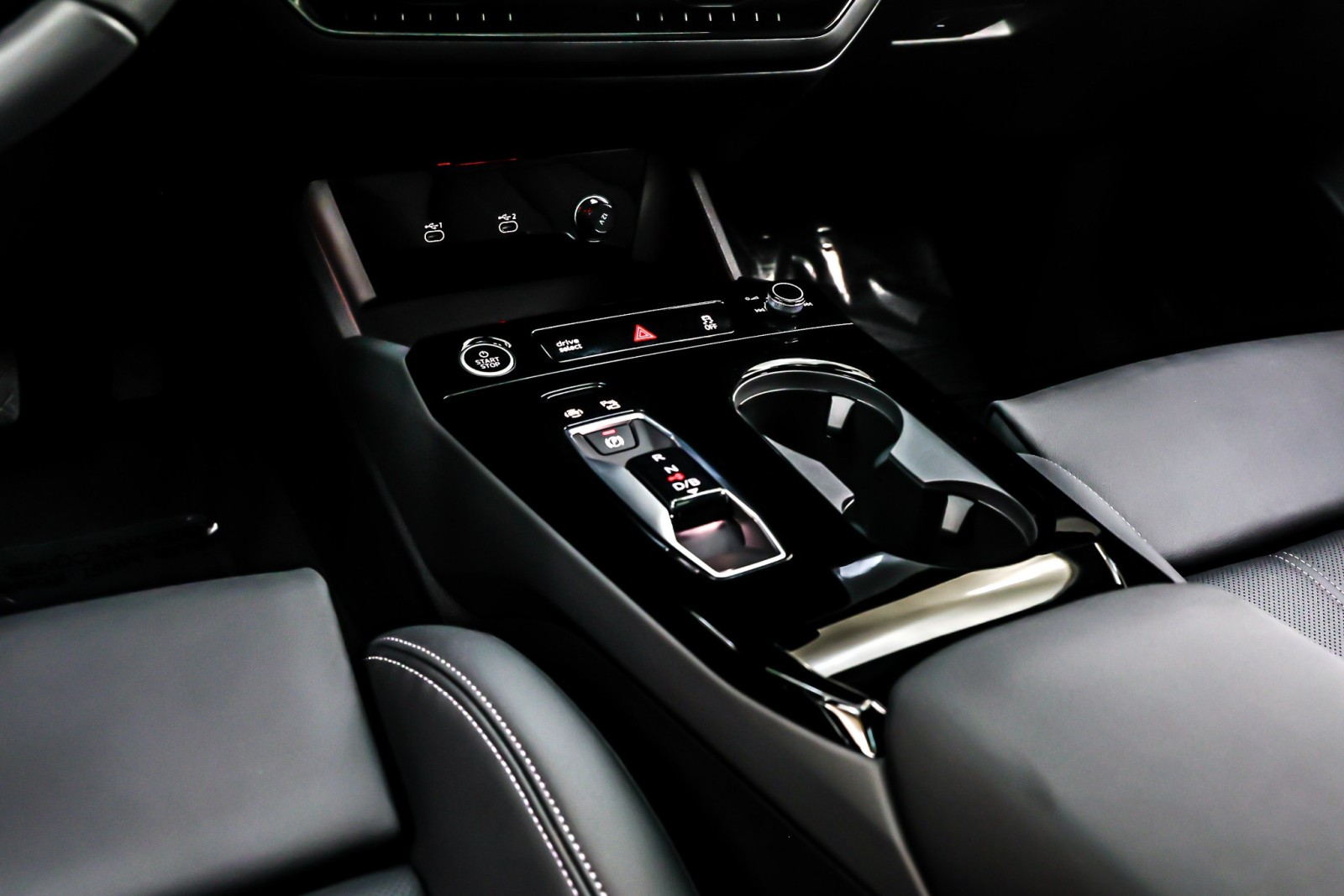 New 2025 Magnet Gray Audi Premium Plus quattro image 6