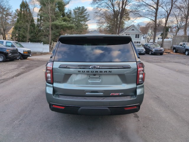 2024 Chevrolet Suburban RST 6