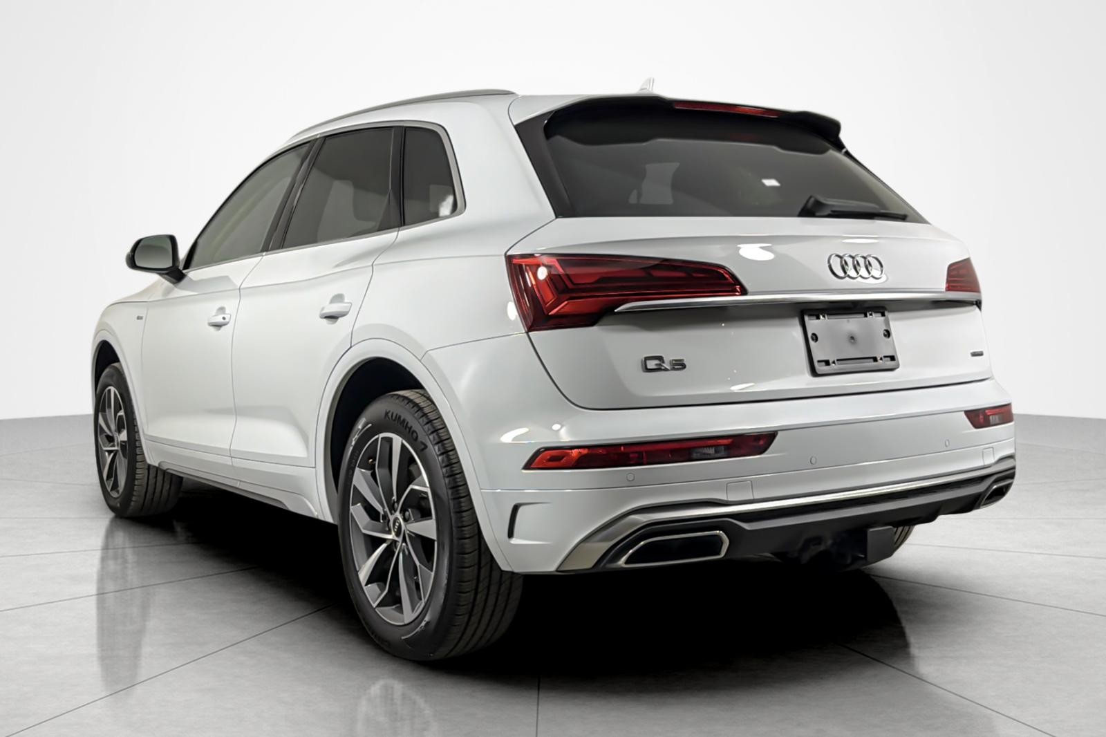 Used 2023 Glacier White Metallic Audi S line Premium Plus 45 TFSI quattro image 3