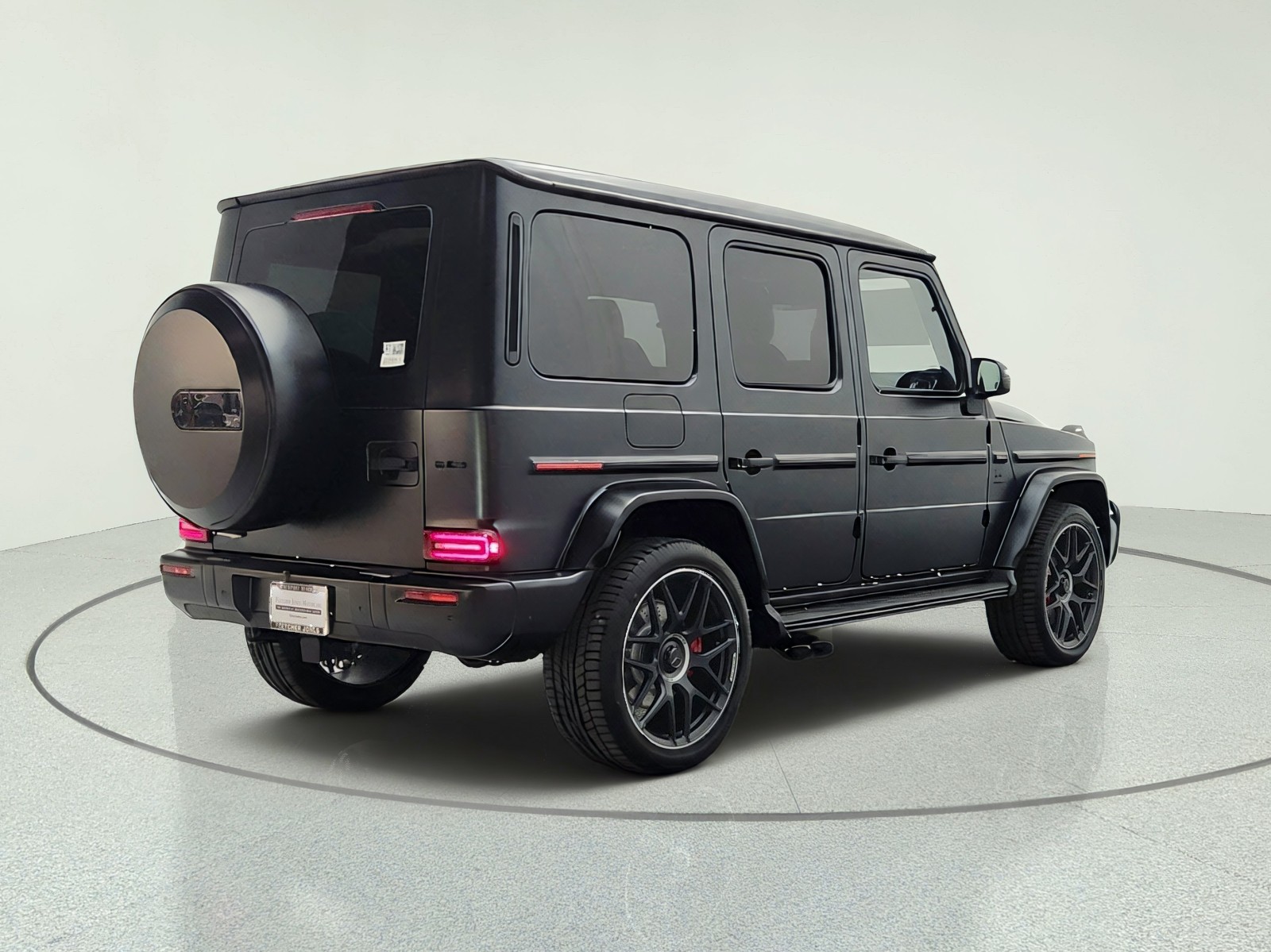 New 2027 MANUFAKTUR Night Black magno Mercedes-Benz AMG® G 63 SUV image 5