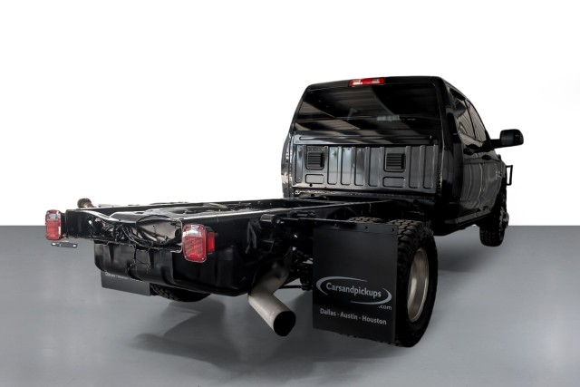 2018 Ram 3500 Chassis Cab SLT 8