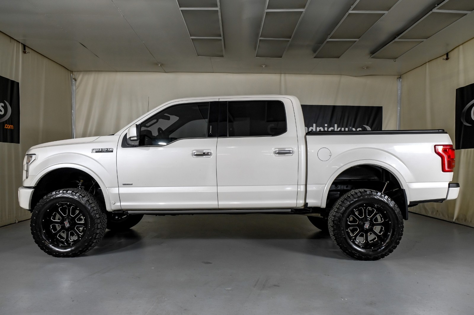 2017 Ford F-150 Limited 11