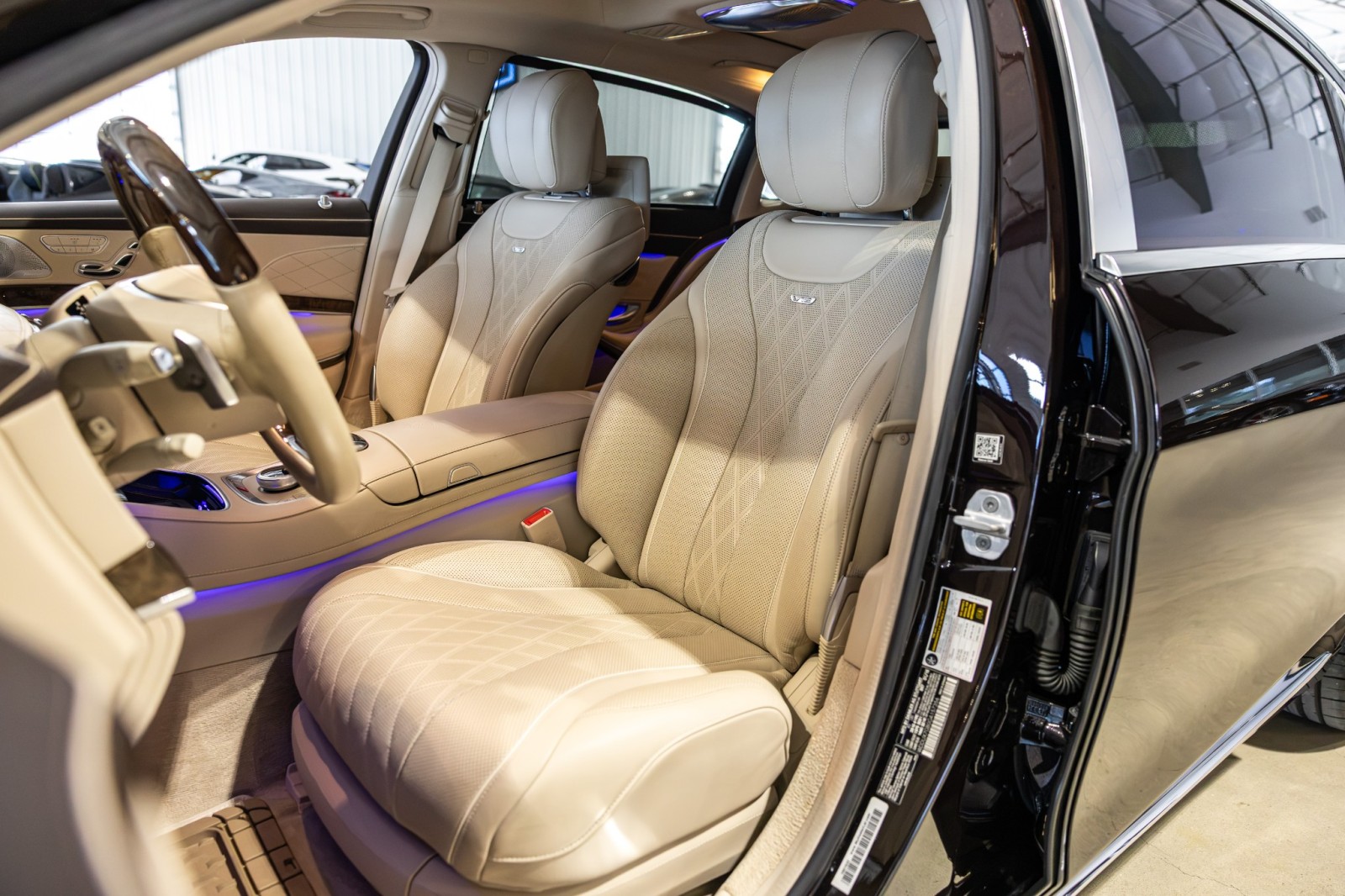 Used Car 2016 Mercedes-benz S-class  Maybach S 600 - One Owner - Ruby Black Paint - Executive Rear Seat Package Plus For Sale Under $70,000 In Boerne, Texas