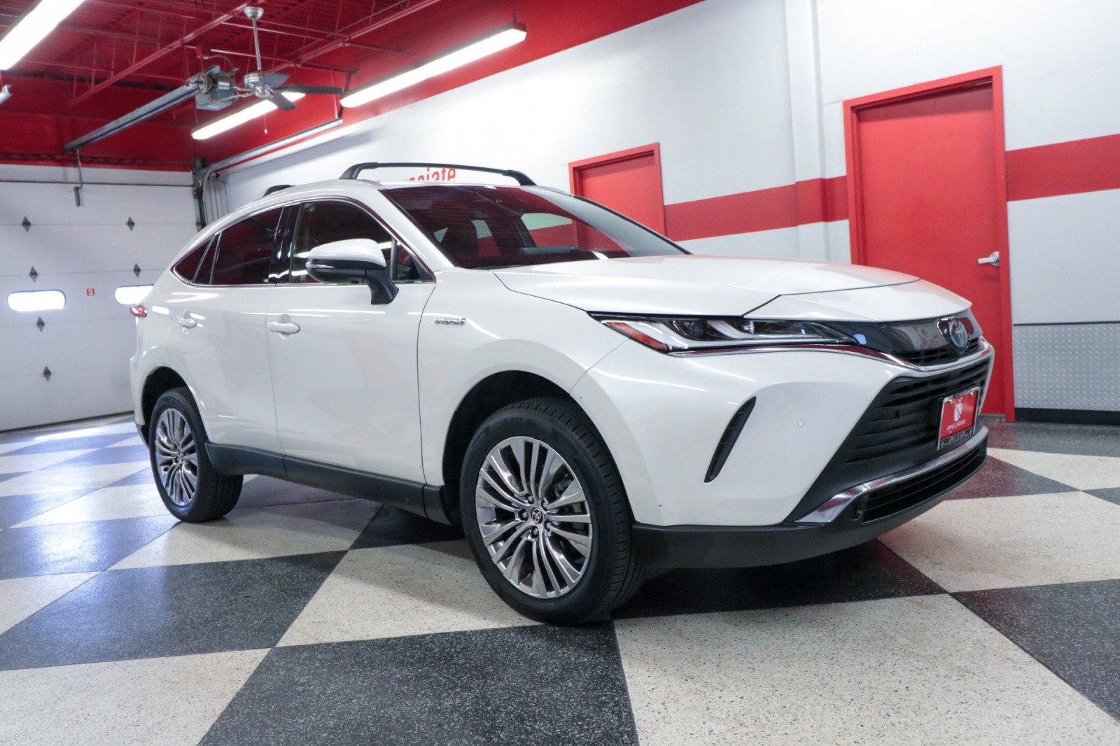 Used Car 2021 Toyota Venza  Xle For Sale Under $30,000 In Austin, Texas