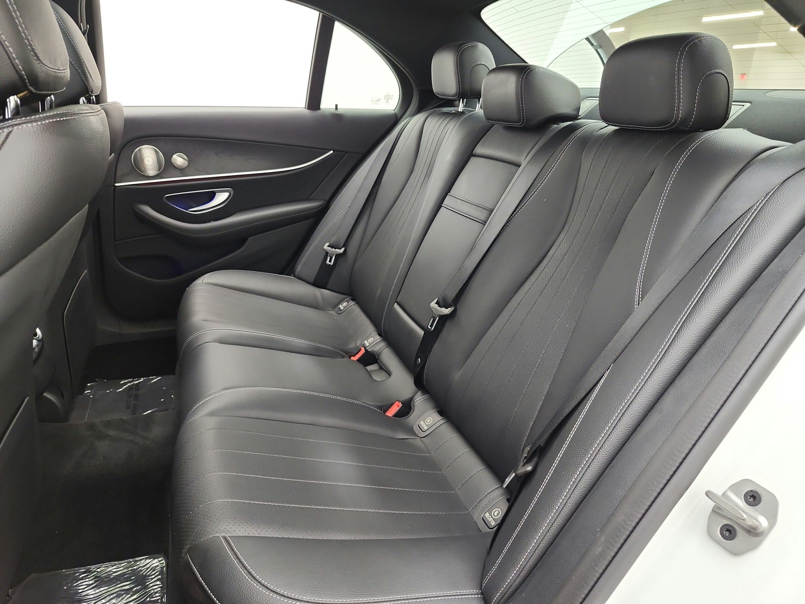Certified Used 2022 Polar White Mercedes-Benz E 350 RWD Sedan image 16