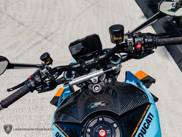 Ducati STREETFIGHTER