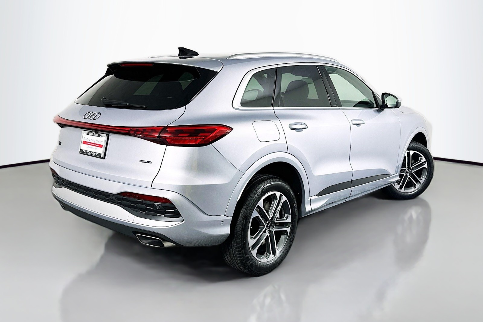 New 2025 Florett Silver Metallic Audi Premium image 13