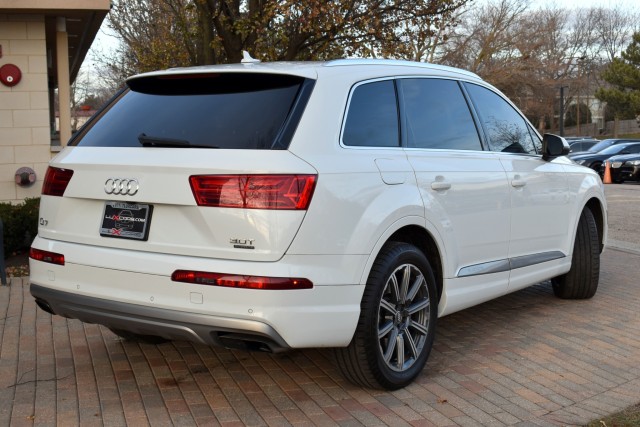 2017 Audi Q7 Premium Plus Navi Leather Pano Roof 3RD Row 20 Wheels Lane Assist Blind Spot MSRP $64,590 12