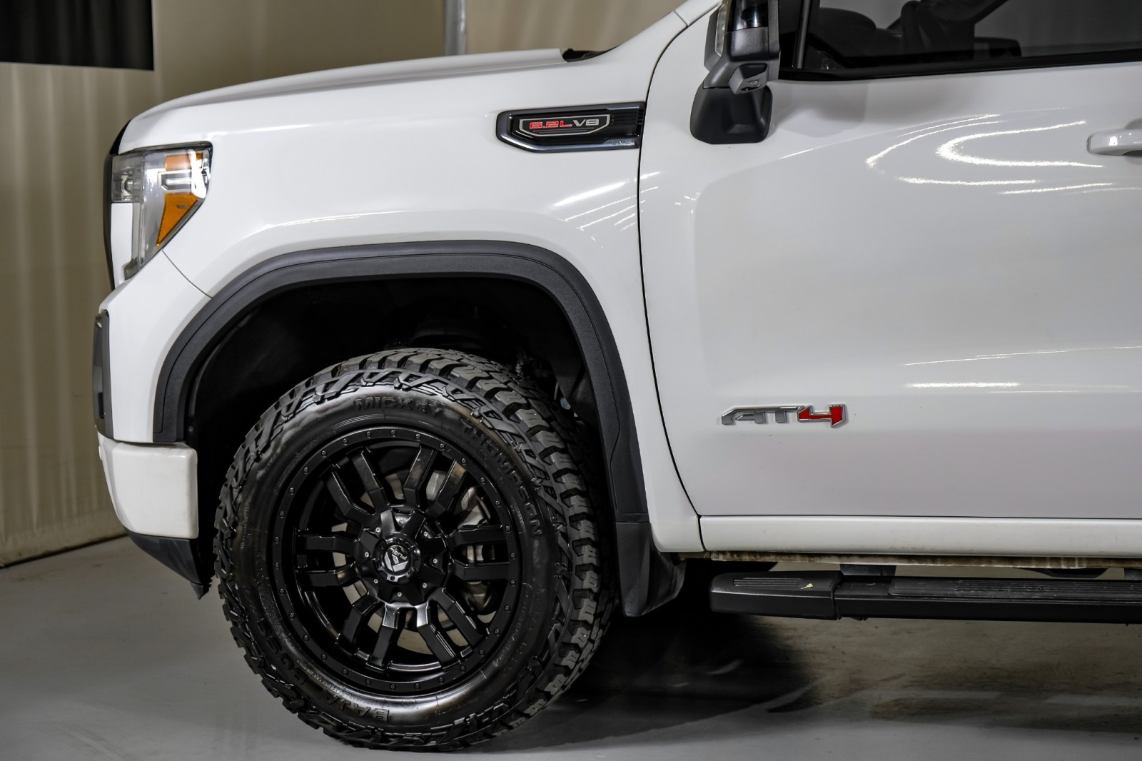 2019 GMC Sierra 1500 AT4 12