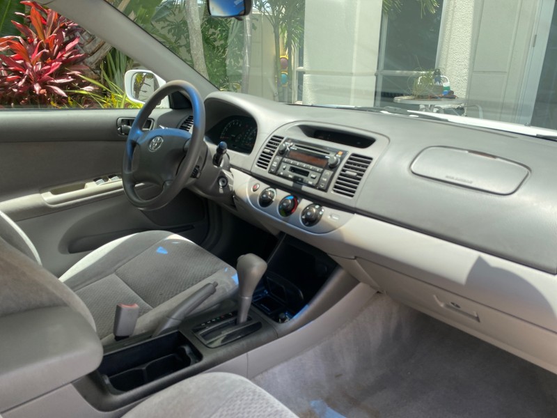 2003 Toyota Camry LE LOW MILES 61,005 in , 