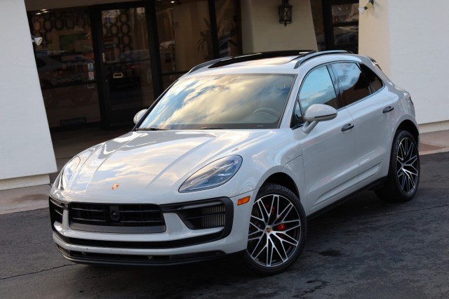 2023  Macan S in , 