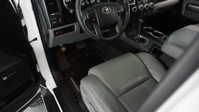 2021 Toyota Sequoia Limited 44