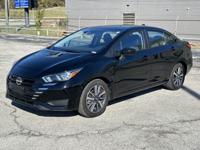 2024 Nissan Versa SV 7