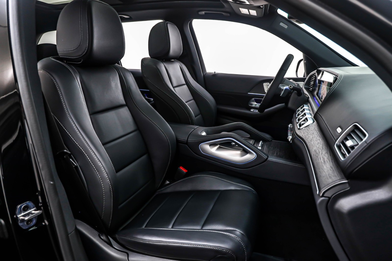 New 2026 Black Mercedes-Benz GLE 350 SUV image 7