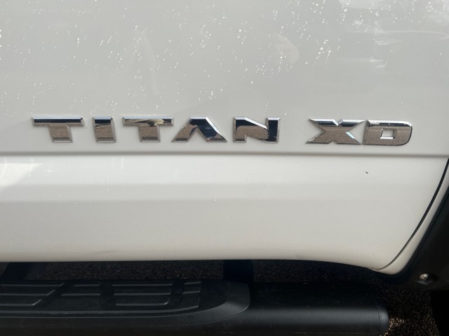 2018 Nissan Titan XD S 17