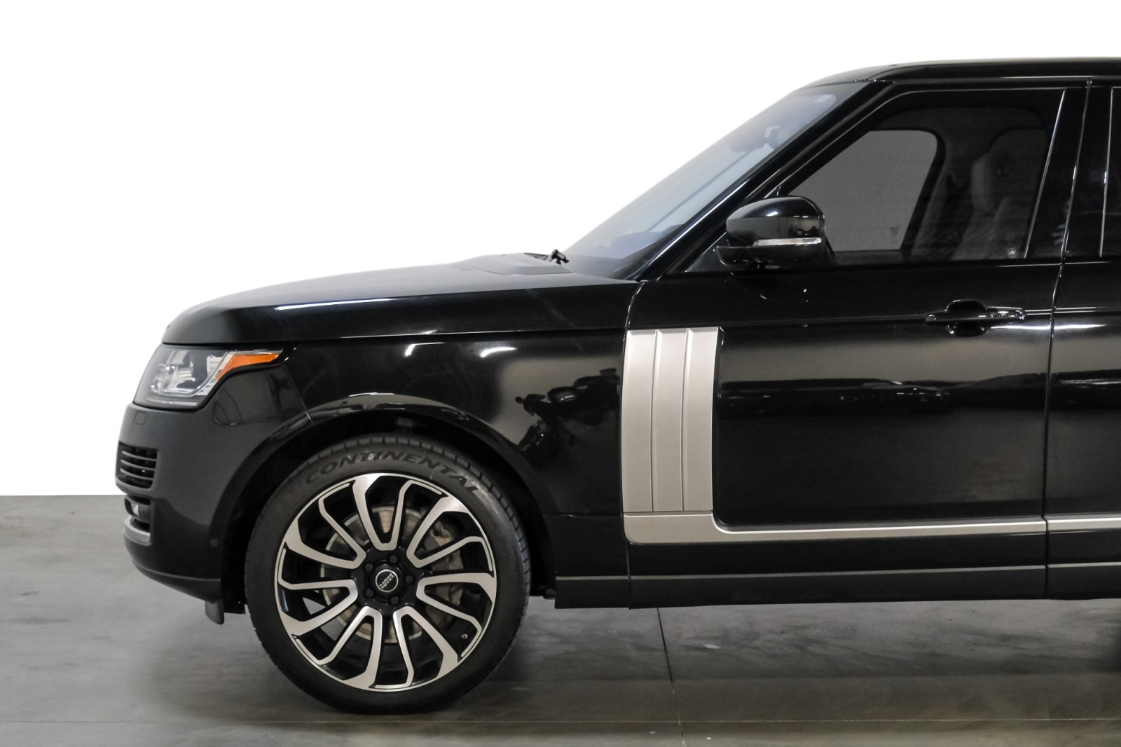 2017 Land Rover Range Rover V8 Supercharged AutobiographyWheelPkg 11