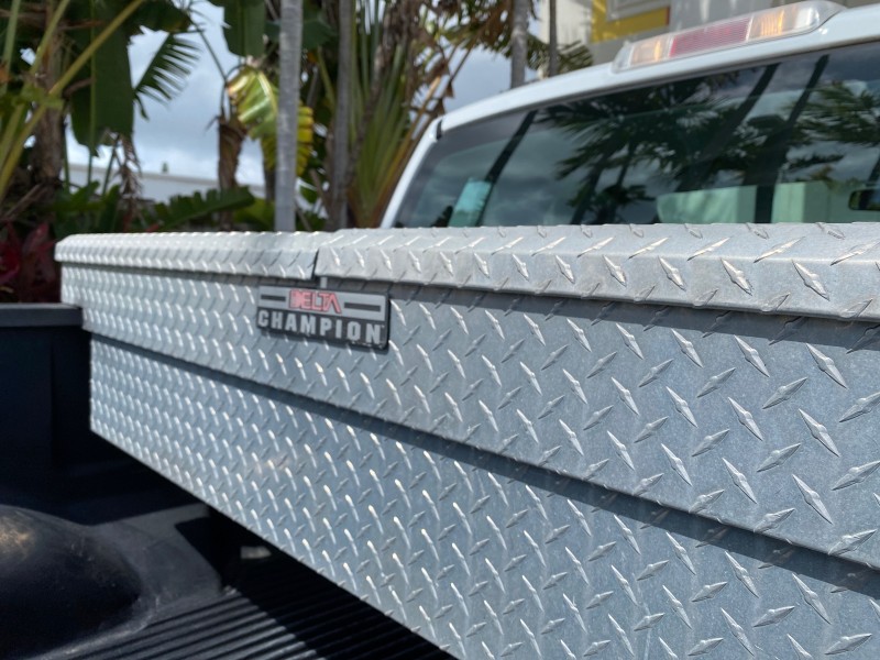2005 Ford F-150 PU STX LOW MILES 18,931 in , 