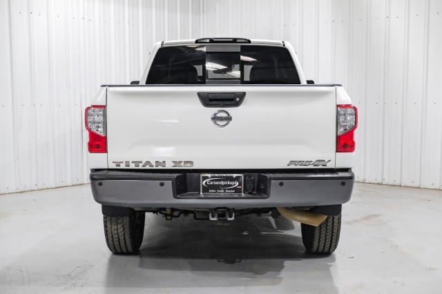 2016 Nissan Titan XD Platinum Reserve 7