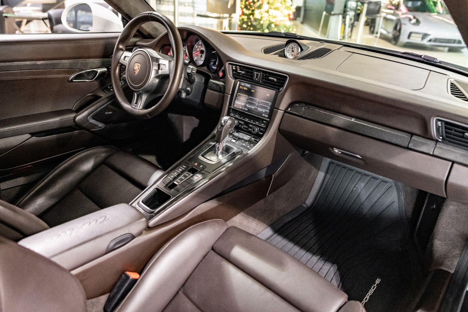 Used Car 2015 Porsche 911  Turbo S For Sale Under $140,000 In Boerne, Texas