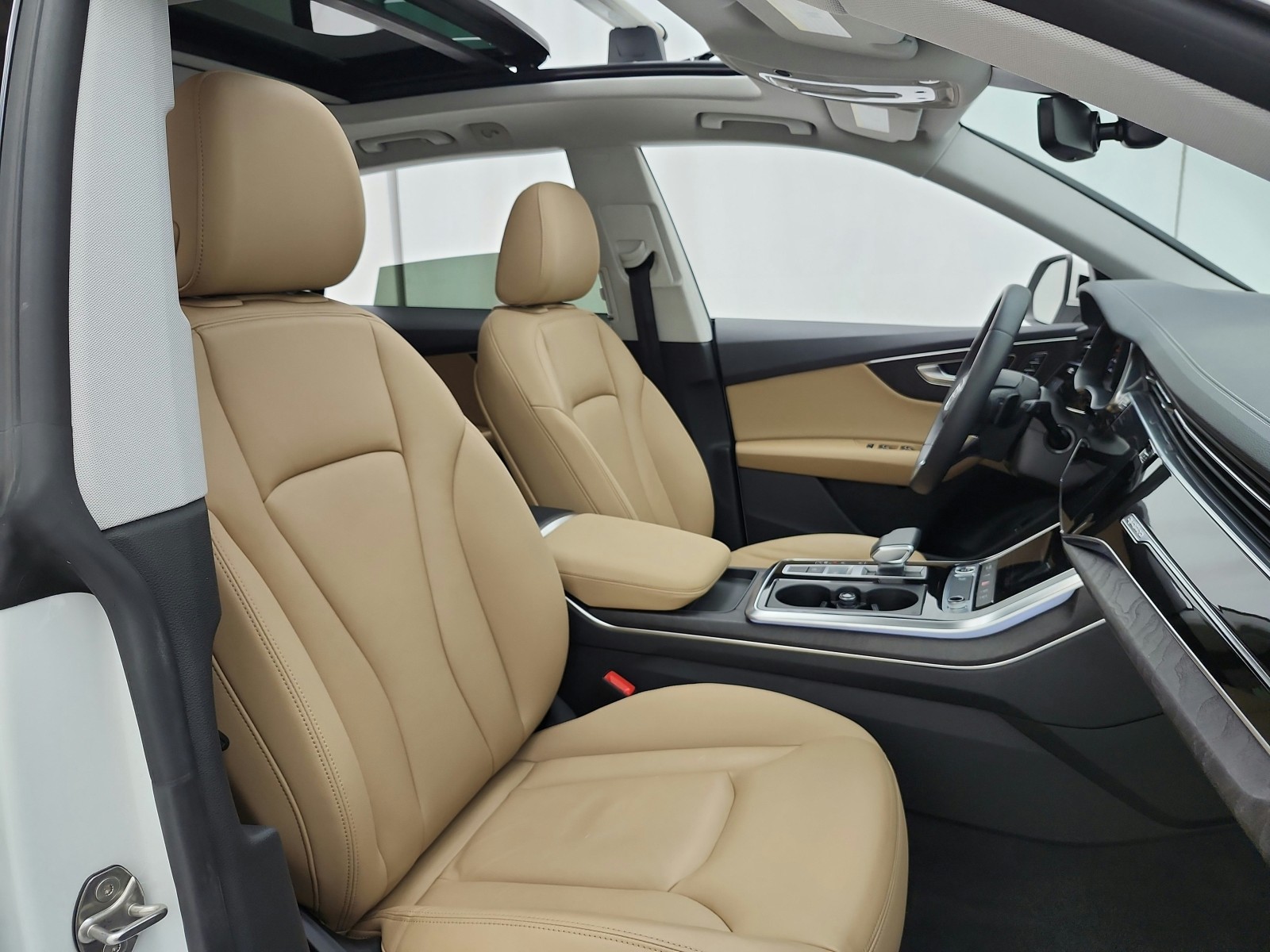 Used 2023 Carrara White Audi Premium image 20