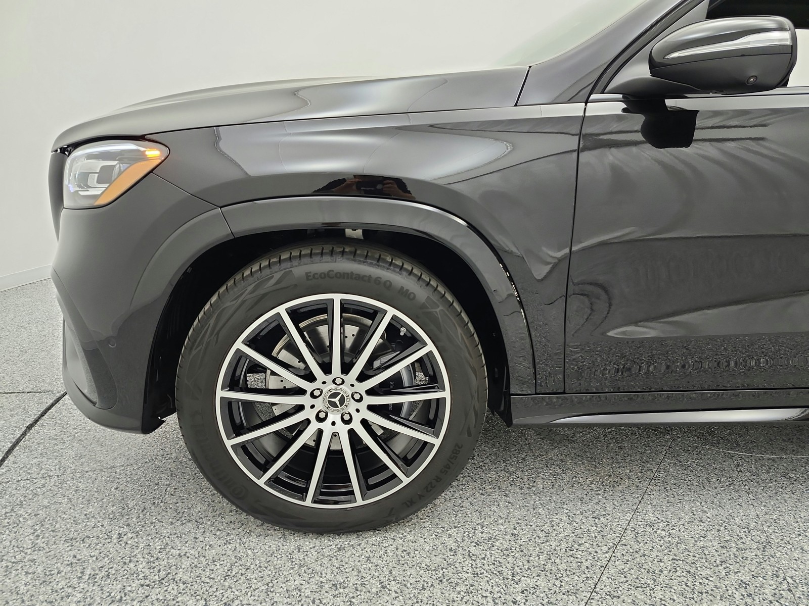 New 2026 Obsidian Black Metallic Mercedes-Benz GLS 450 4MATIC® SUV image 13