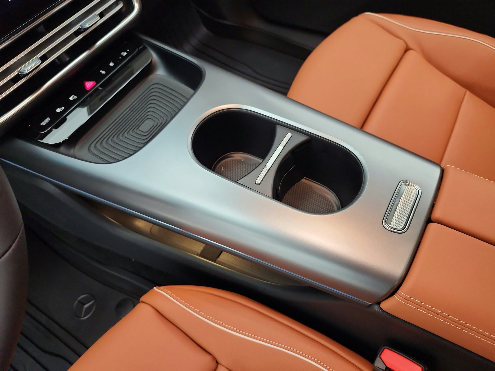 New 2027 Polar White Mercedes-Benz CLA 250+ Electric RWD image 9