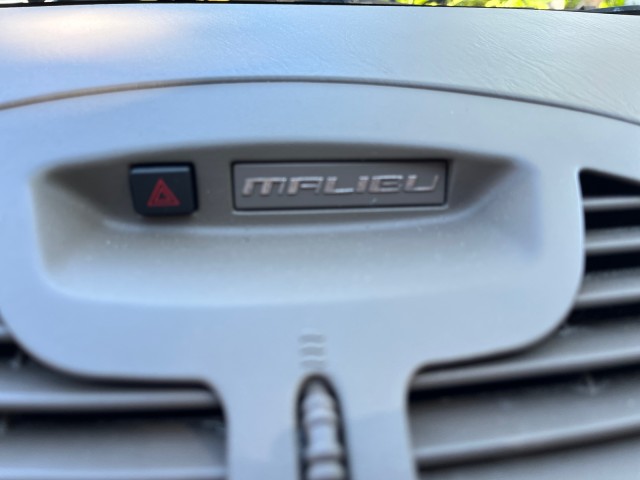 2004 Chevrolet Malibu Maxx LS LOW MILES 31,807 in pompano beach, Florida