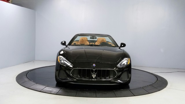 2018 Maserati GranTurismo Convertible Sport 2