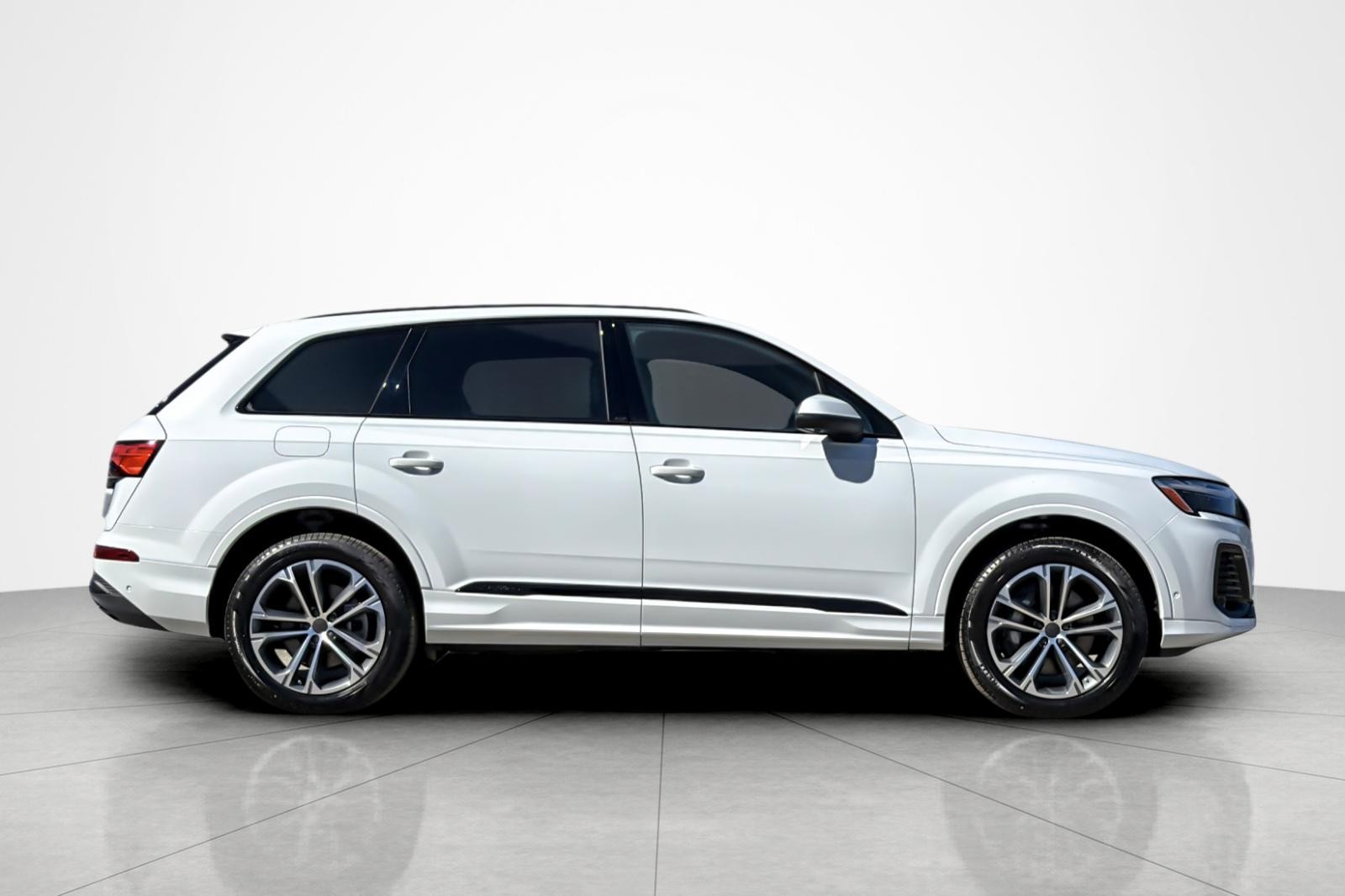 New 2026 Glacier White Metallic Audi Premium Plus 45 quattro *Ltd Avail* image 7