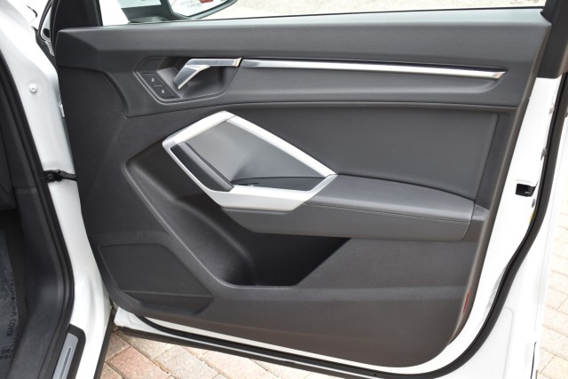 2021 Audi Q3 AWD Pano Moonroof Leather Heated Seats Park Assist 19 Wheels Backup Camera MSRP $40,645 40