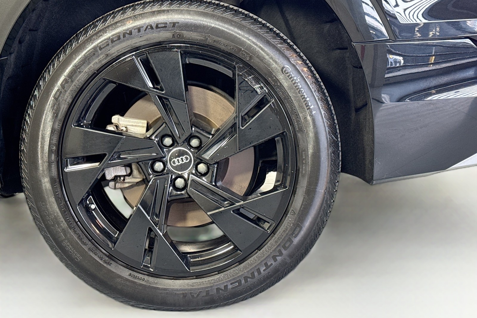 Used 2022 Mythos Black Metallic Audi S line Premium image 29