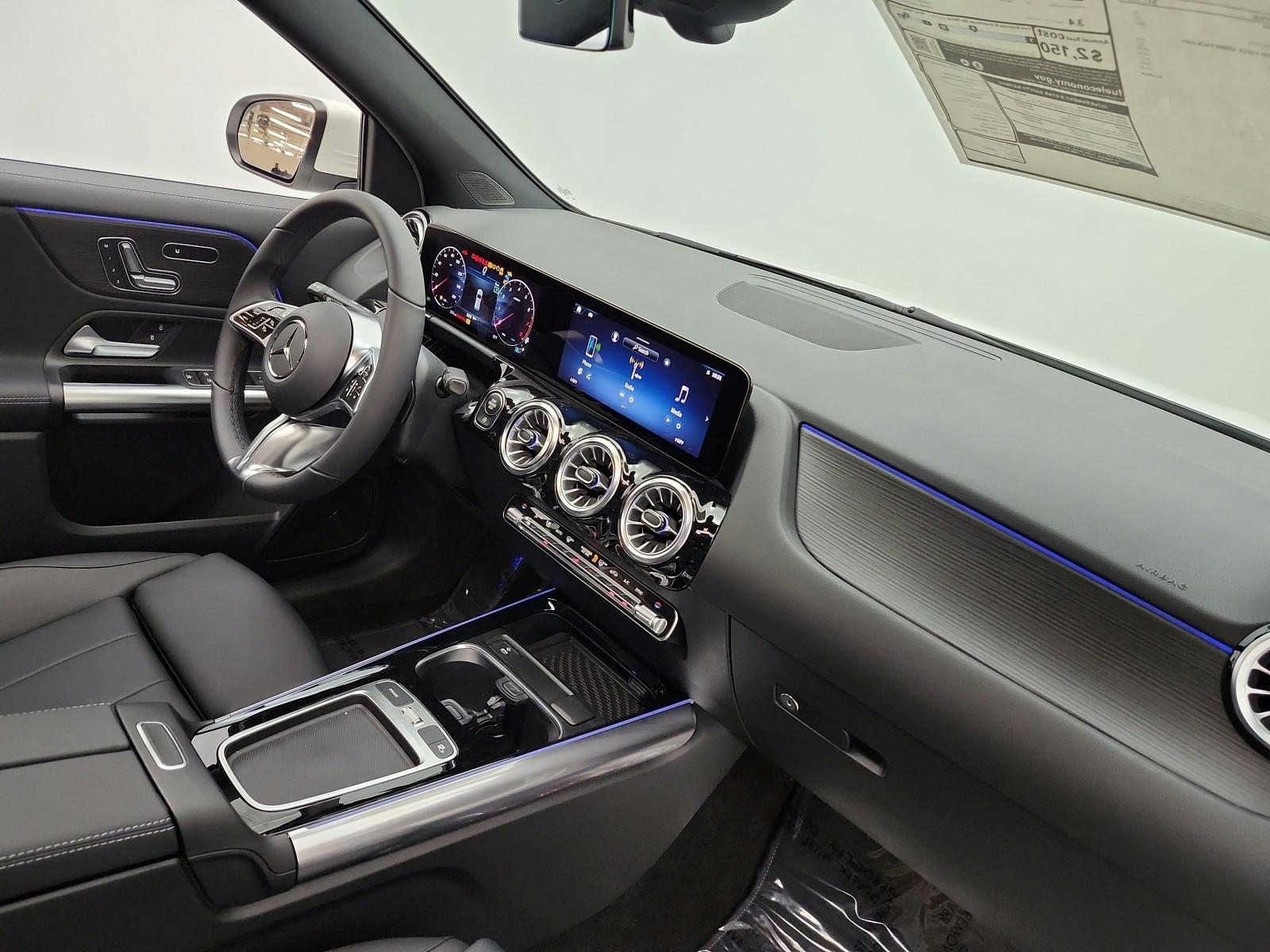 New 2026 Polar White Mercedes-Benz GLA 250 SUV image 14