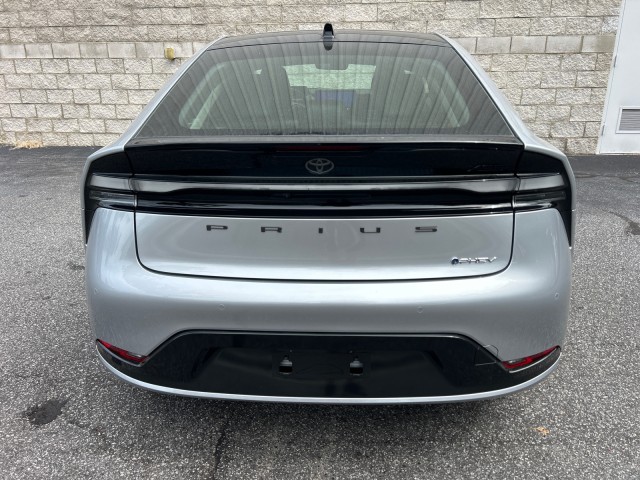 ToyotaPrius Plug-In Hybrid7
