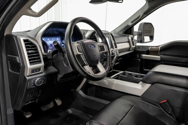 2019 Ford F-250 LARIAT 17